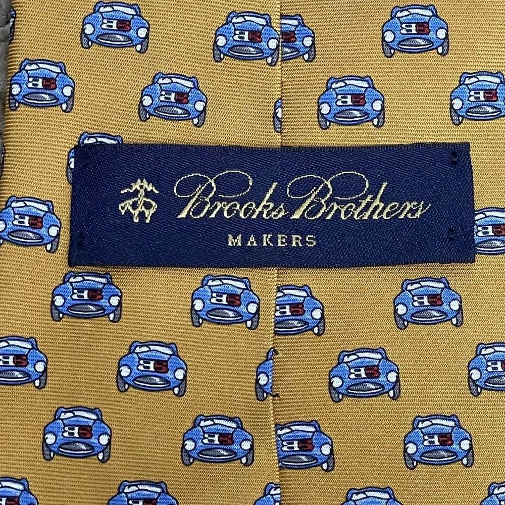 Brooks Brothers Makers Necktie Gold Blue Car Motif All‎ Over Print 3.75